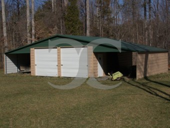 Continuous Roof Barn | Boxed Eave Roof | 46W x 31L x 10H | Enclosed Barn